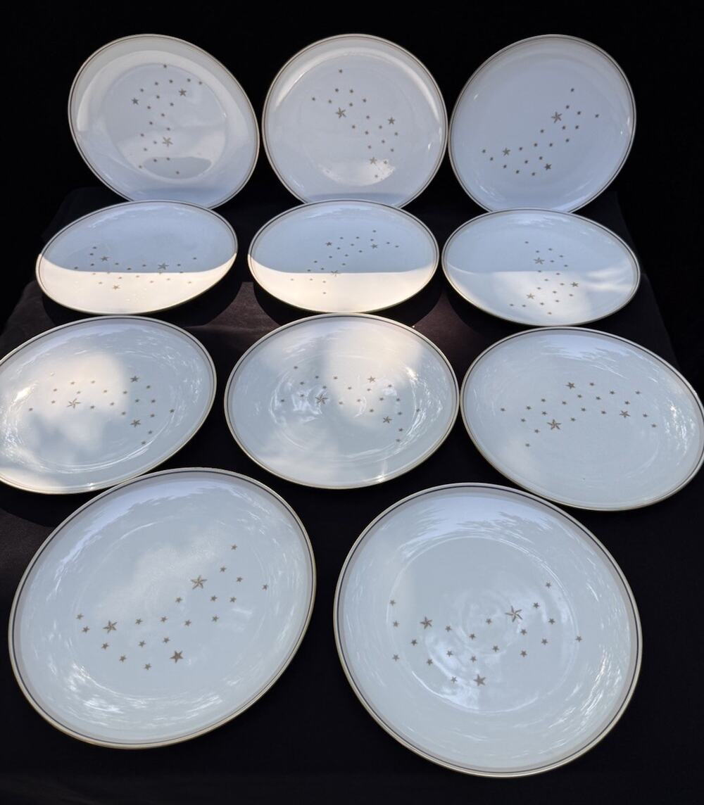 11 Rare Vintage Bing & Grondahl Milky Way Gold Star Pattern 9.5” Dinner Plates